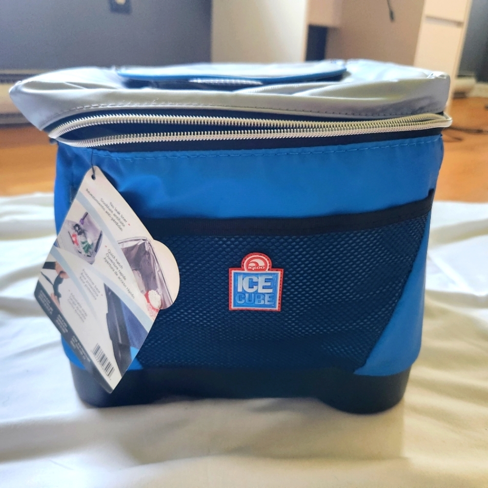 Brand new igloo ice cube zipper cooler